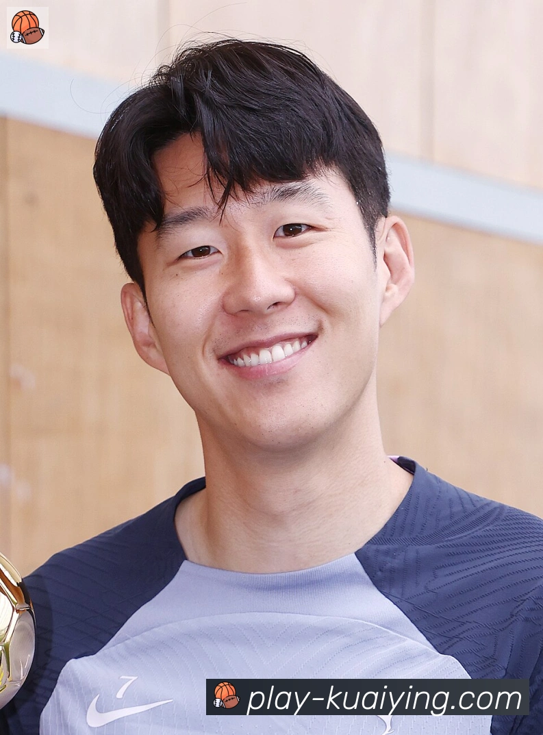 劳塔罗·马丁内斯